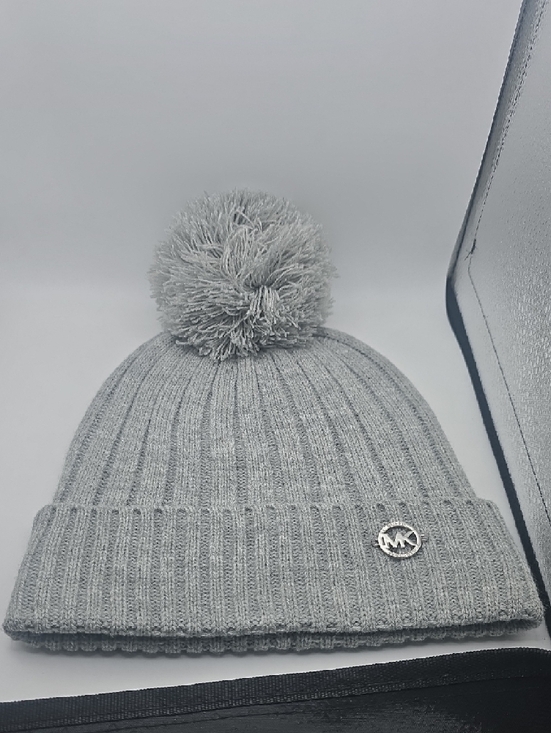 Michael Kors Accessories - Michael Kors Light Gray Ribbed Knit Pom Beanie MK Metal Silver Logo (NWOT) 🩶